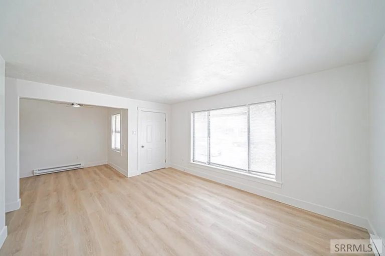 675 Holbrook Dr, Idaho Falls ID 83401