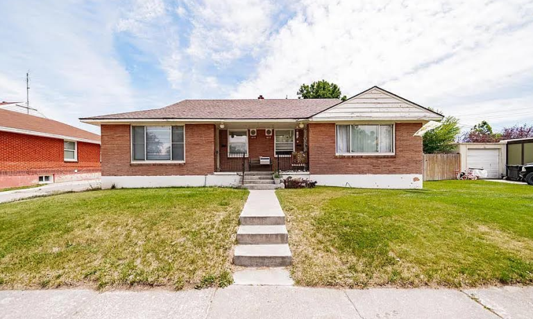 675 Holbrook Dr, Idaho Falls ID 83401