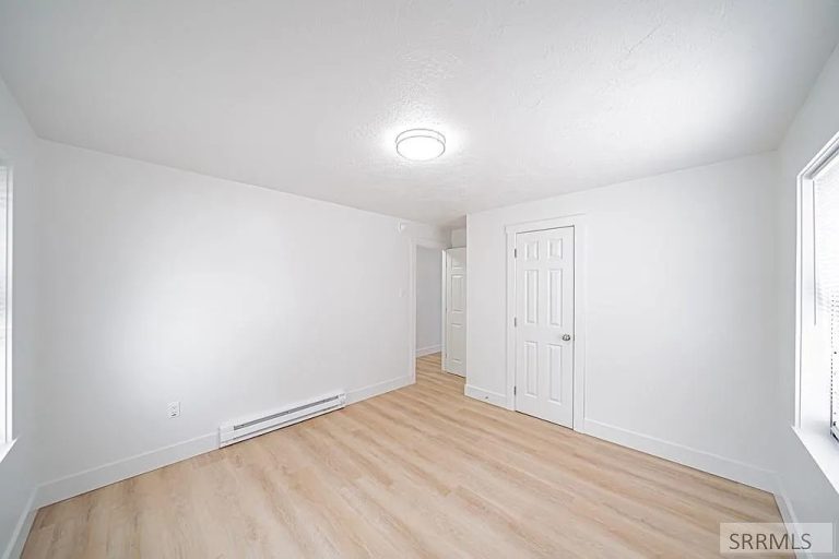 675 Holbrook Dr, Idaho Falls ID 83401