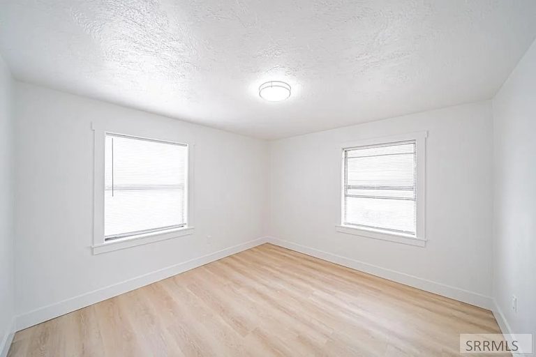 675 Holbrook Dr, Idaho Falls ID 83401