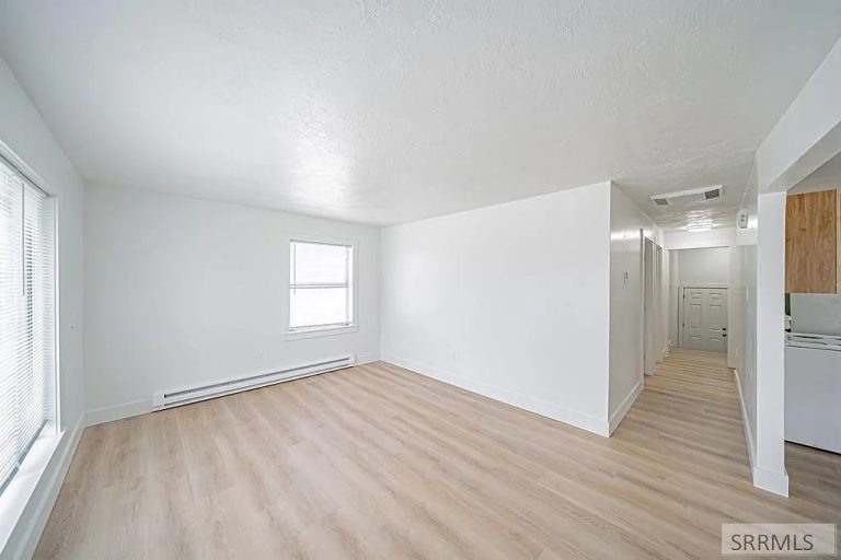 675 Holbrook Dr, Idaho Falls ID 83401